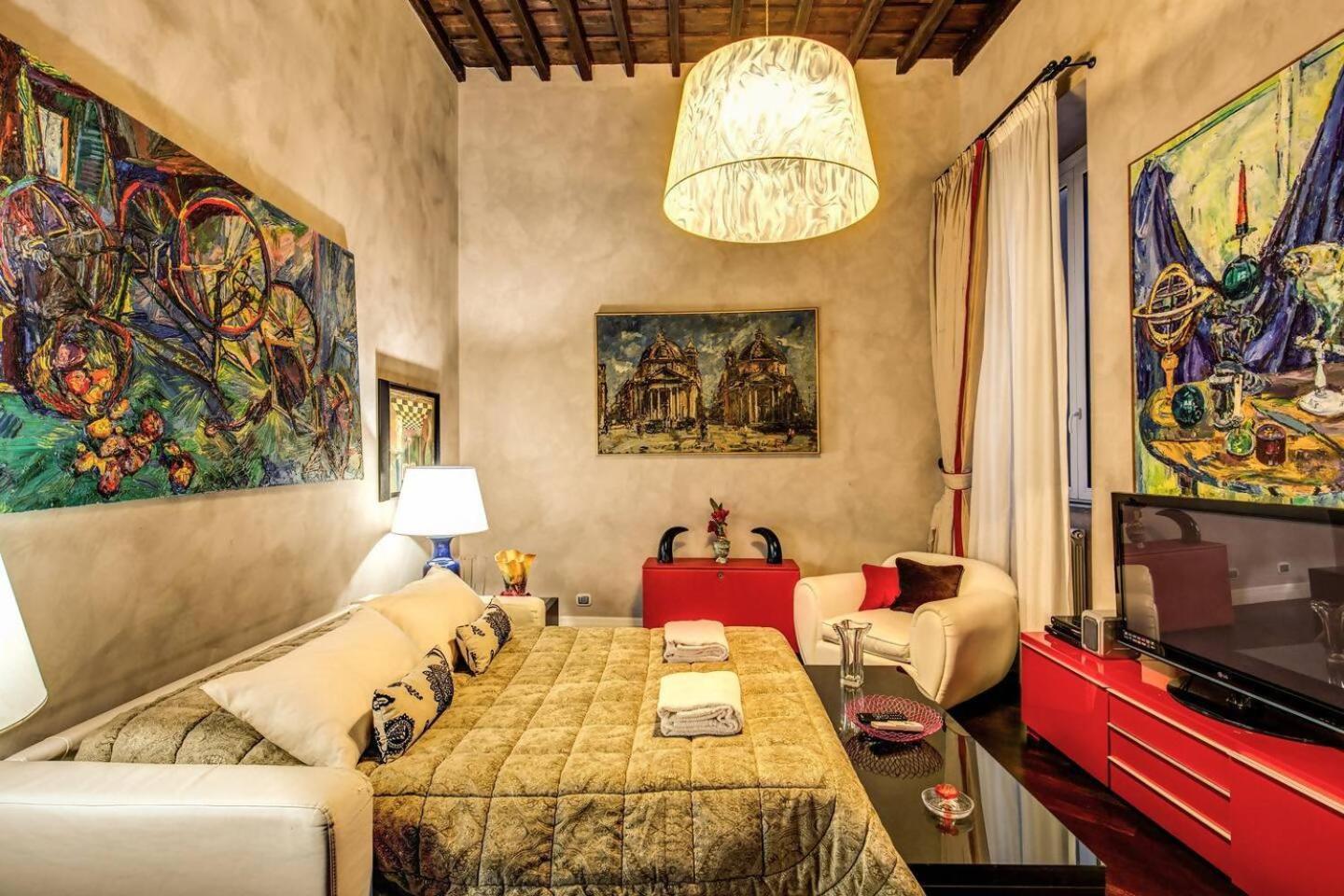 Spacious Flat By Piazza Navona Rome Bagian luar foto