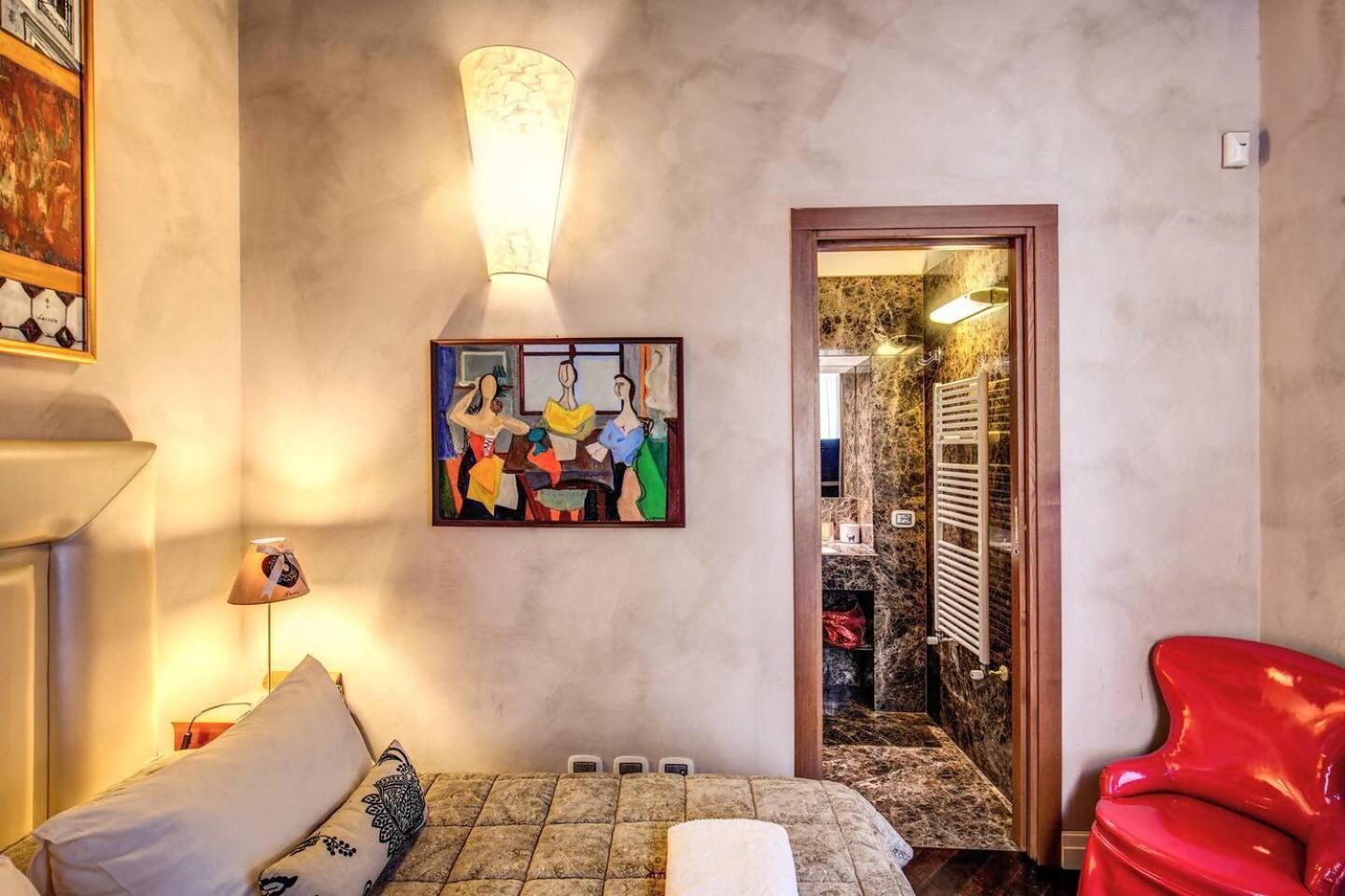 Spacious Flat By Piazza Navona Rome Bagian luar foto