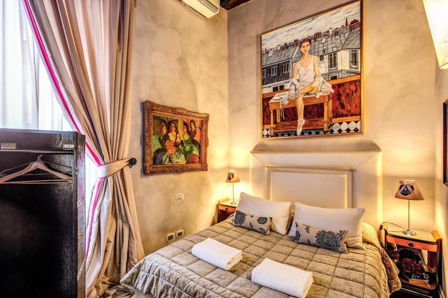 Spacious Flat By Piazza Navona Rome Bagian luar foto