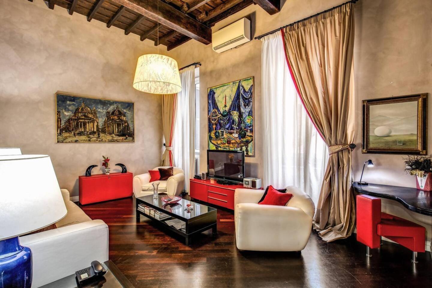 Spacious Flat By Piazza Navona Rome Bagian luar foto