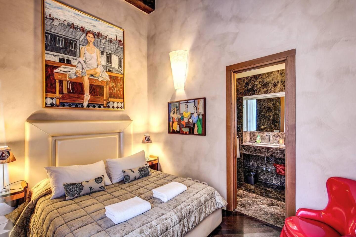 Spacious Flat By Piazza Navona Rome Bagian luar foto