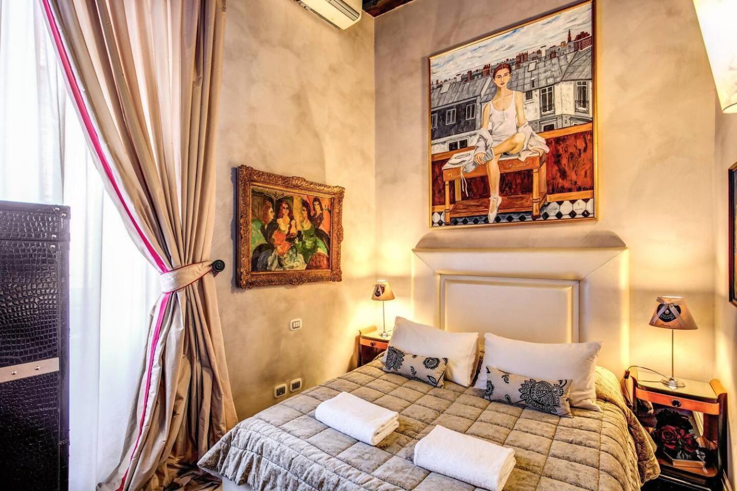 Spacious Flat By Piazza Navona Rome Bagian luar foto